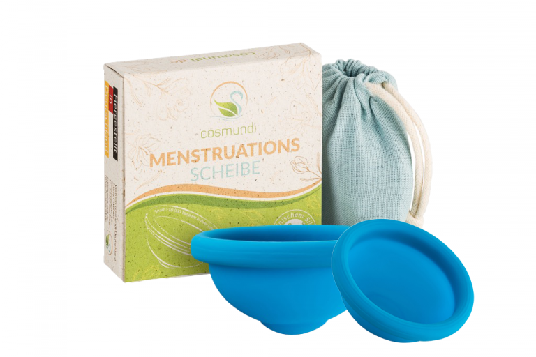 Blaue Menstruationsscheibe von Cosmundi in zwei Größen mit kleinem hellblauen Transport-Täschchen